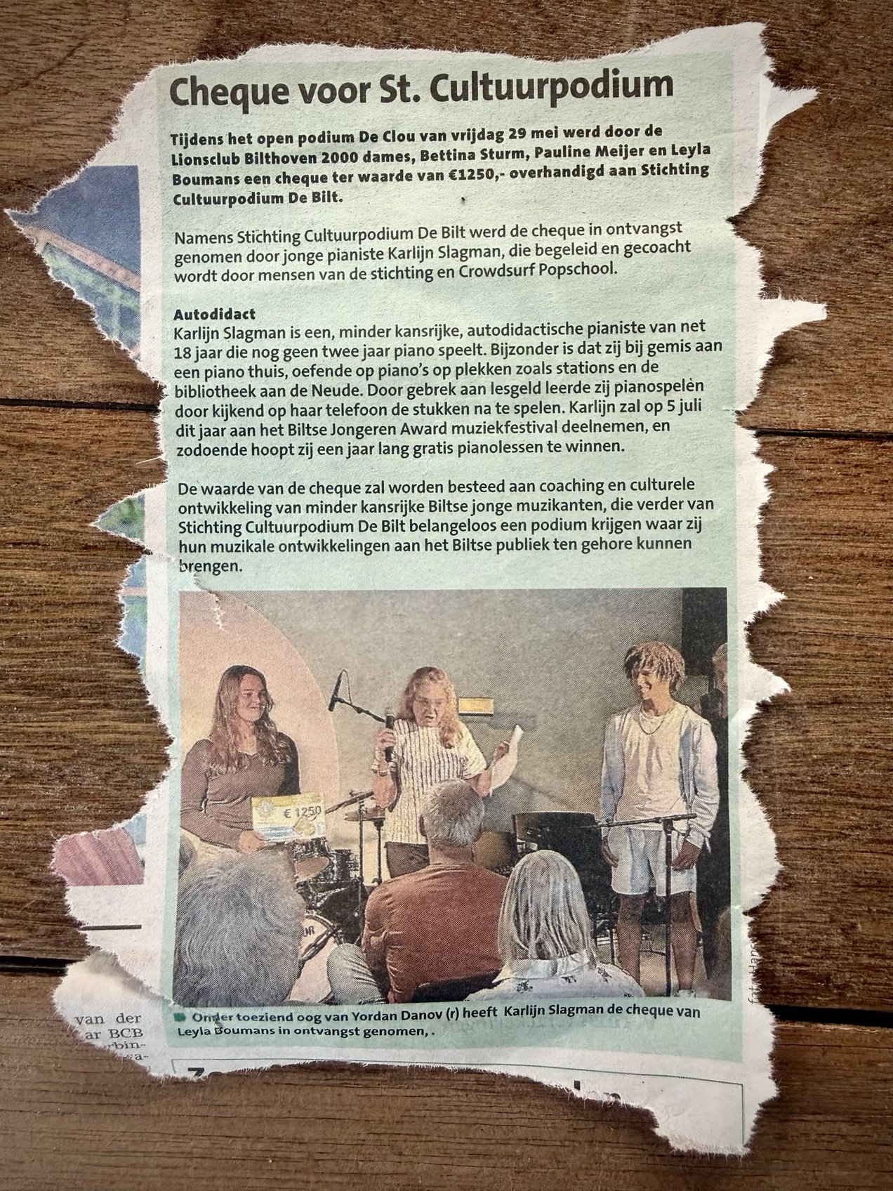 De Vierklank 3 juni 2026: Cheque voor St. Cultuurpodium